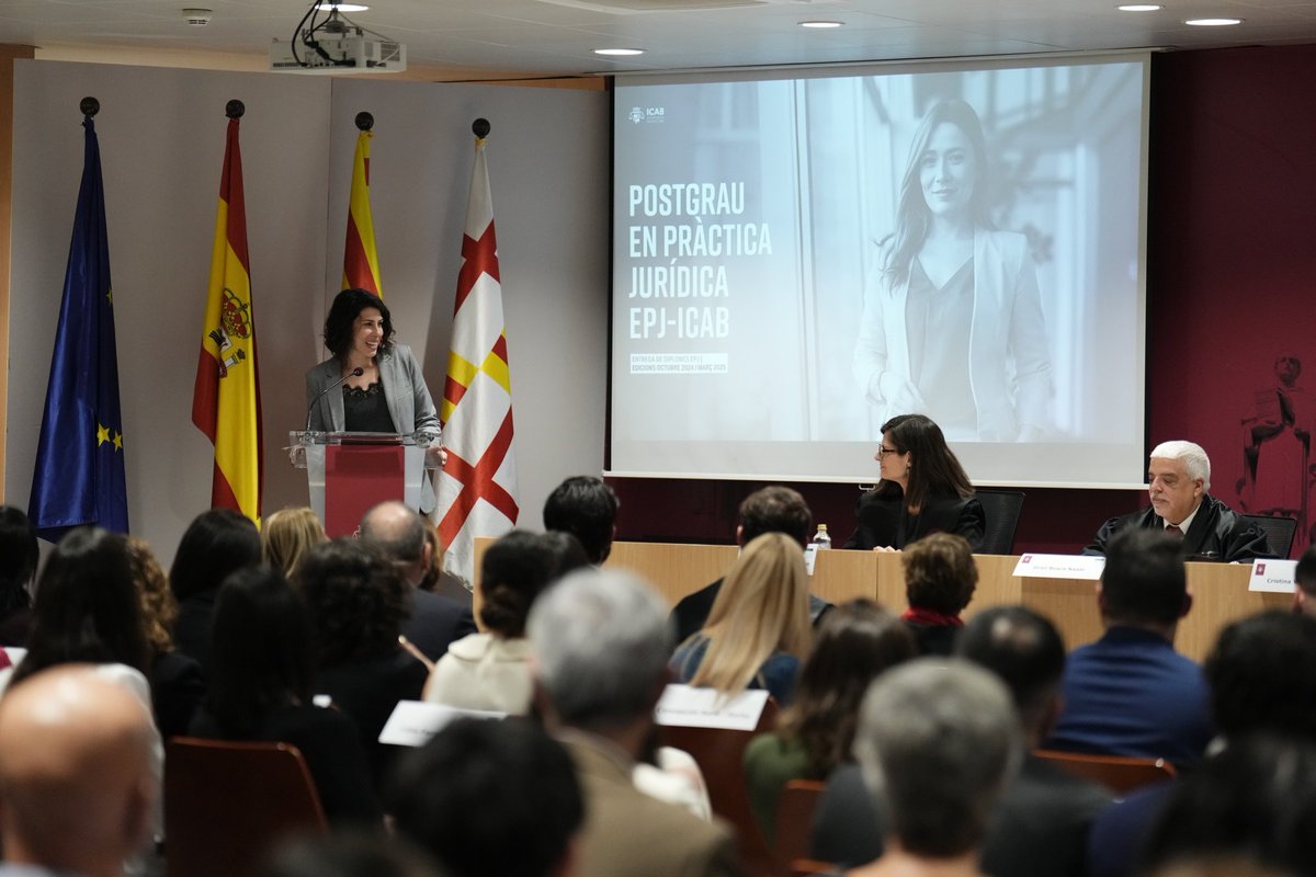ICABarcelona's tweet photo. ⚖️  Acollim l'acte de lliurament dels diplomes als i les alumnes de la promoció 2024-2025 i març del 2025 de l’Escola de Pràctica Jurídica #EPJ de l'@icabarcelona. La nostra més sincera enhorabona i el desig que aquest títol us obri portes i inicieu un camí d’èxits professionals! https://t.co/BHQ1wywvvO