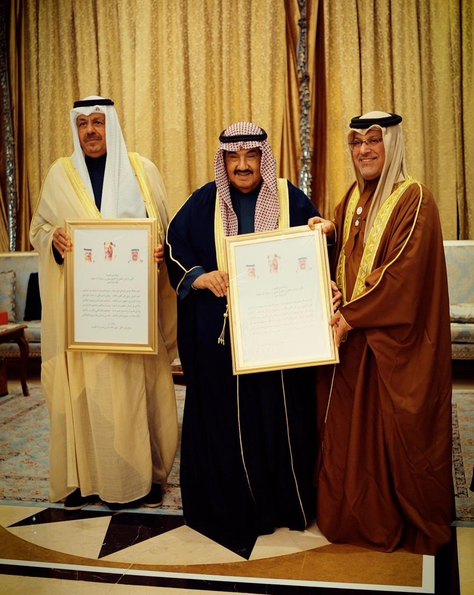 BahrainEmbKW's tweet image. استقبل سعادة السفير صلاح علي المالكي سفير مملكة البحرين لدى دولة الكويت سمو الشيخ ناصر المحمد الصباح وسمو الشيخ أحمد نواف الأحمد الصباح في مقر السفارة للتهنئة بمناسبة احتفال مملكة البحرين بأعيادها الوطنية،وعيد الجلوس السادس والعشرين لحضرة صاحب الجلالة الملك المعظم حفظه الله ورعاه