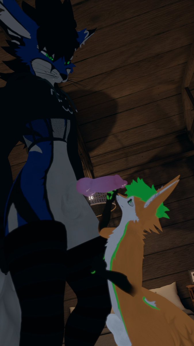 *gulp* what a big fox~ 🥴