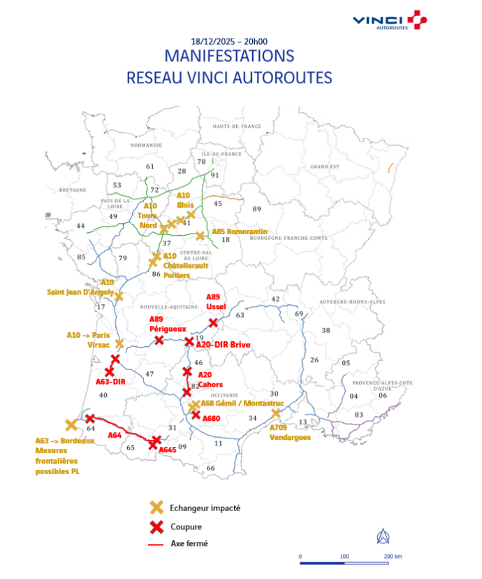 A64Trafic's tweet photo. 20h15 : Les conditions de circulation sont impactées par des #manifestations. Avant de prendre la route, informez-vous en écoutant #Radio1077 et en consultant le site VINCI Autoroutes https://t.co/9QPmDxJnXd #A64 https://t.co/i2kVb53acI