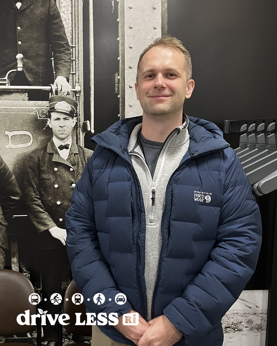 DriveLessRI's tweet image. For the past 3 years, Sean’s been biking his 1.7-mile commute to work and logging it in the Drive Less RI app. For biking + logging his trips, he won a $50 gift card to  Frog and Toad.  🎉  Bike to work or school? You could be our next winner! Sign up at DriveLessRI.com.