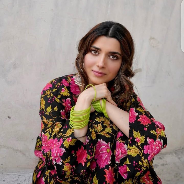 NimoKaur's tweet photo. #NewProfilePic https://t.co/rsmb0COmym