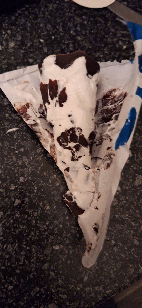 David Graham Scott Ⓥ tweet media