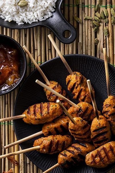 Felinefatui's tweet image. He actually can cook something beside the sugar snowflakes he makes for fun, although his favorite would always be his fish dishes.