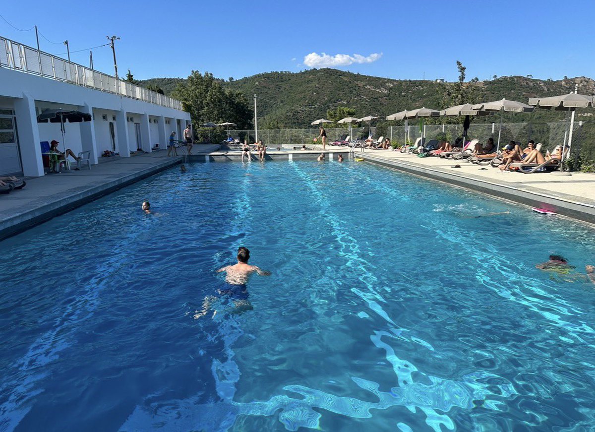 Jborsoni ن tweet media