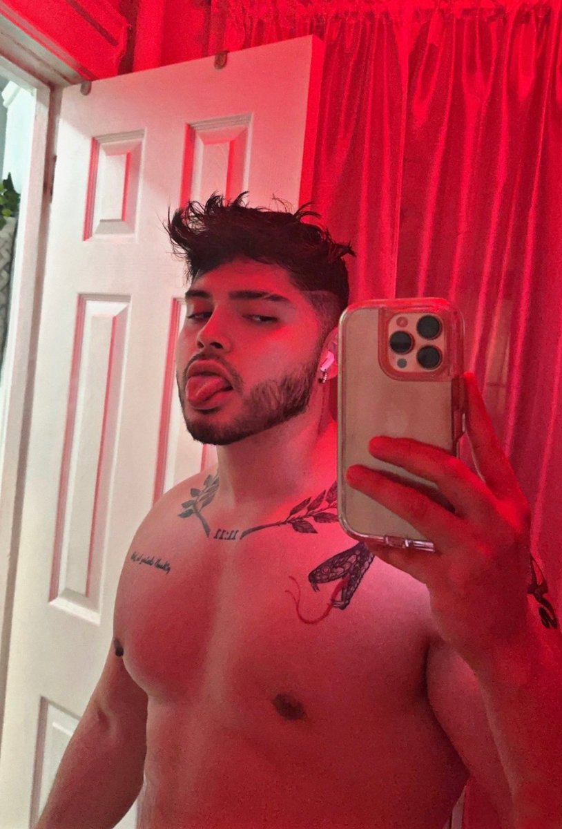 Eric Villa tweet media