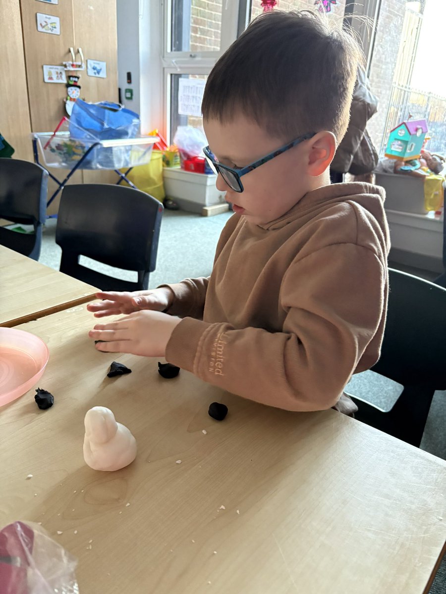 Mrs Kane tweet media