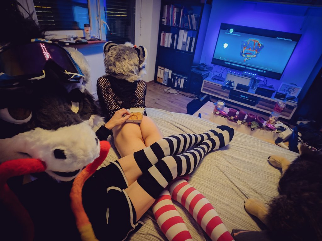 SpicyRamenAD's tweet photo. Nuggies and chill? 👀👉👈 https://t.co/IoW1nYq6os