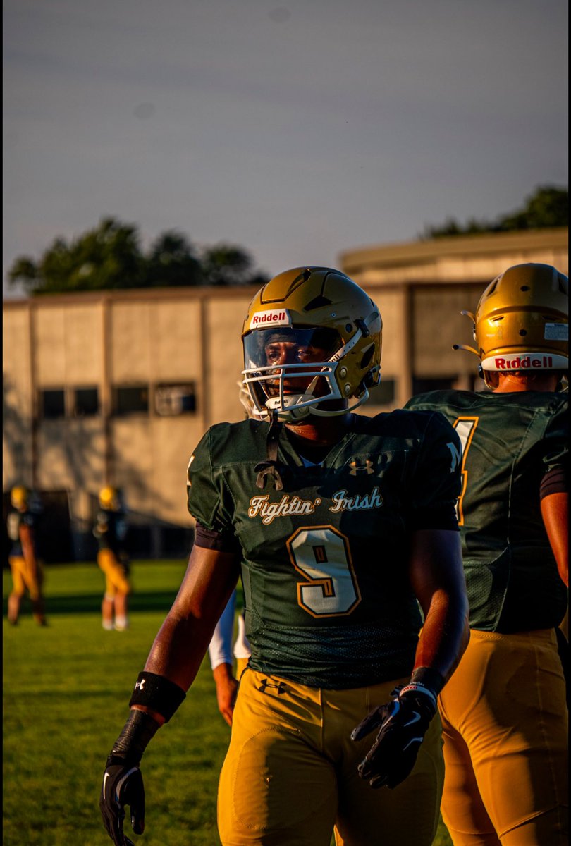 Julius May tweet media