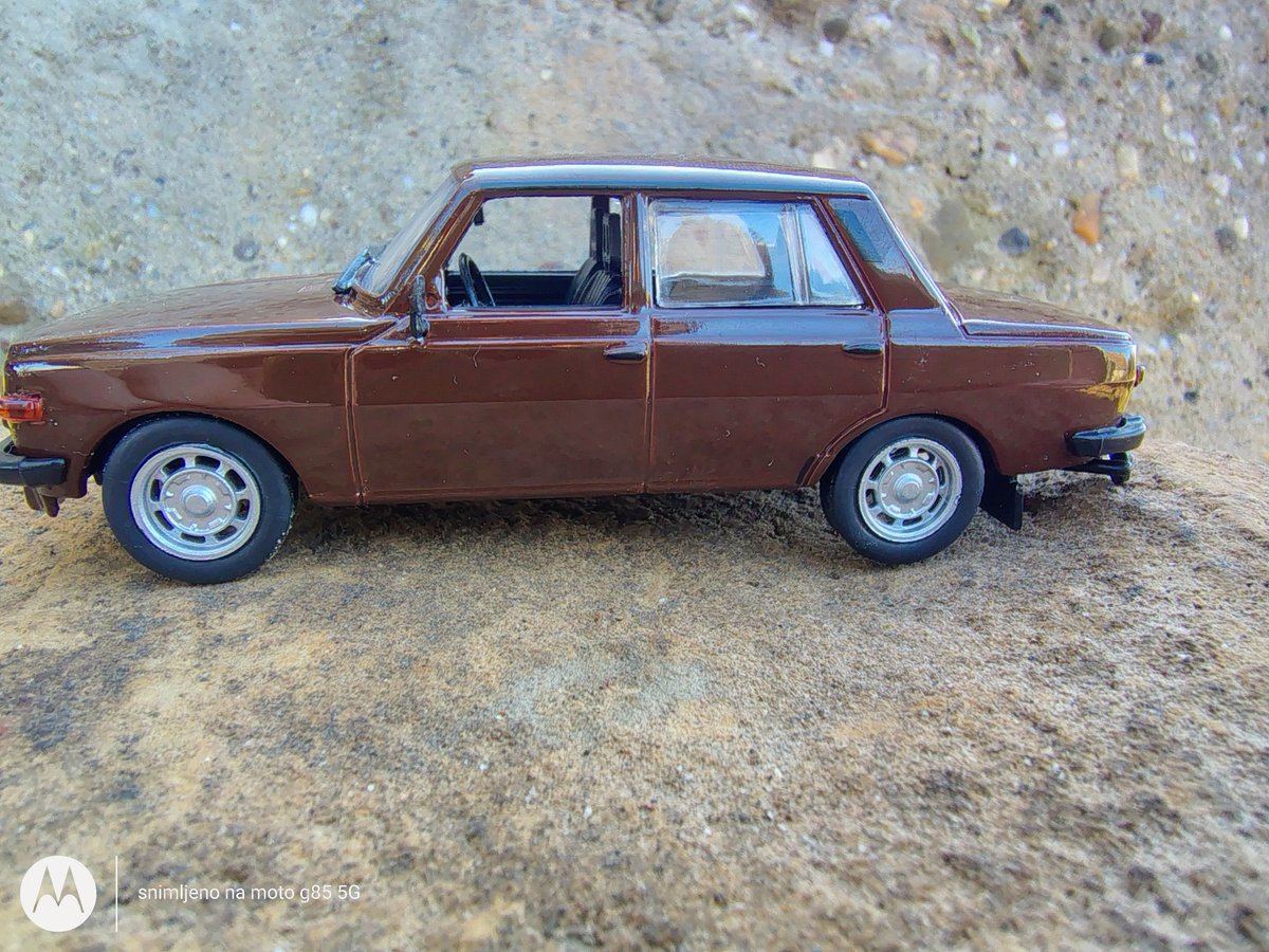 BrojcinMilos's tweet photo. Enjoy the new video!
#wartburg #ddr #ddrautos #Germany #vintage #retro #nostalgia #goldoldays #viral #fyp #scalecar #modelcar #yugoslavia
-----------------
https://t.co/bWm0pdGY53 https://t.co/cHKnLaMq91