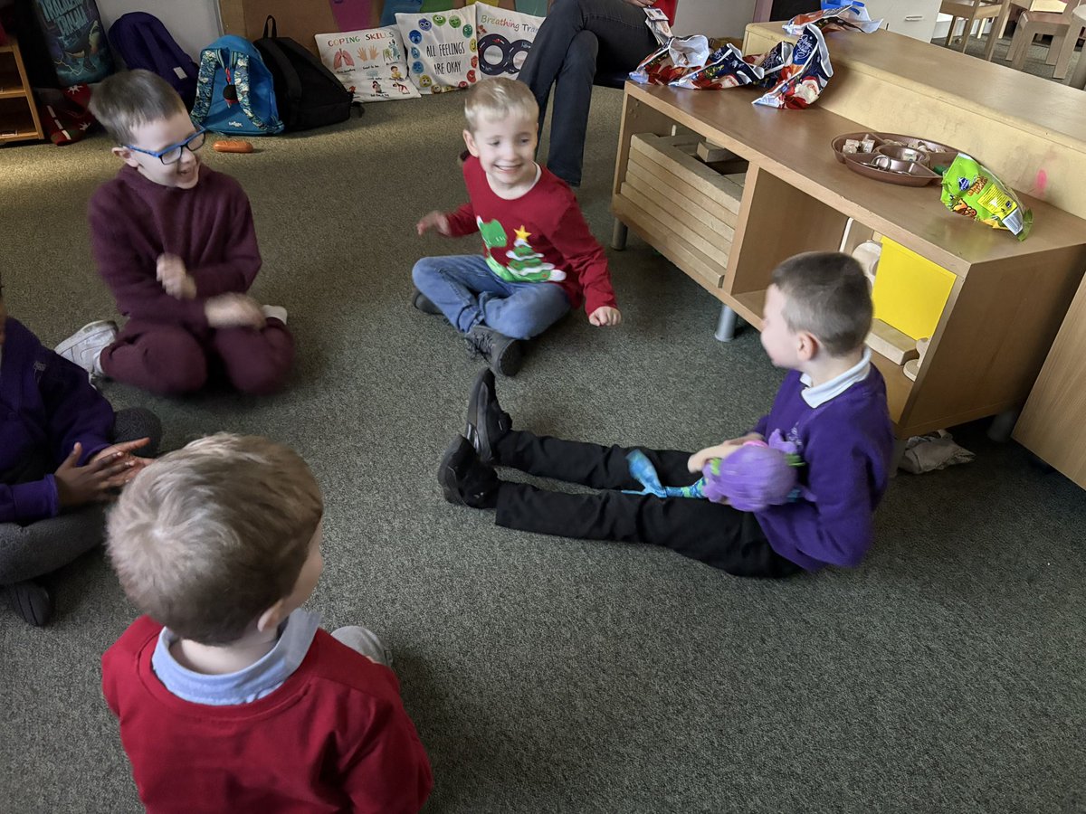 Mrs Kane tweet media