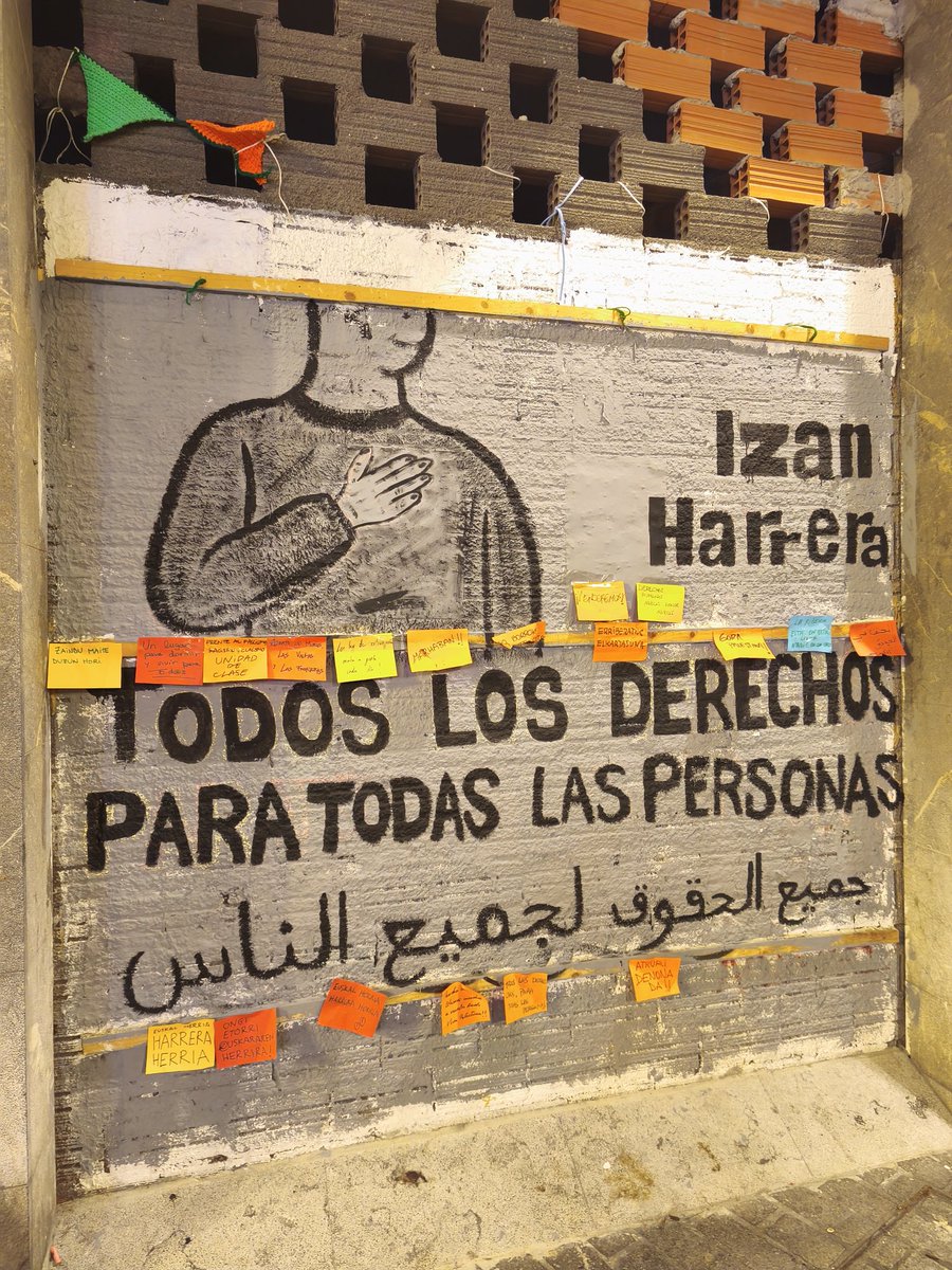 Convocadas por colectivos sociales y sindicales hemos recorrido las calles de la villa para reivindicar todos los derechos para todas las personas. 

En un mundo cada vez más amenazado por la guerra, el racismo y la xenofobia, toca recordar que somos comunidad de acogida.