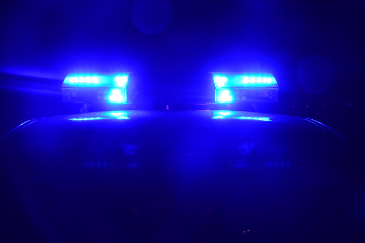 policia's tweet photo. ⚠️¡Atención! Simulacro

A partir de las 5:30 horas de mañana se va a realizar un simulacro en el #EstadioSantiagoBernabéu del @realmadrid en el que participarán diferentes unidades de @policia

#EsPorTuSeguridad
#EsPorTodos https://t.co/hsESdmfDwF