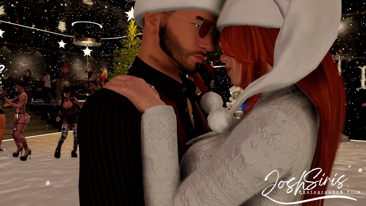 📢 A last hurrah in 2025! 📷
📷 Today, it will not only be juicy but also Christmas!
📷 Enjoy an amazing live DJ lineup, energetic tunes, Christmas vibes, and a lively local chat, with us 📷📷 We are looking forward to welcoming you in JuiCe! ✧ 

Ƈհɾísեʍɑs Party! Doors are open