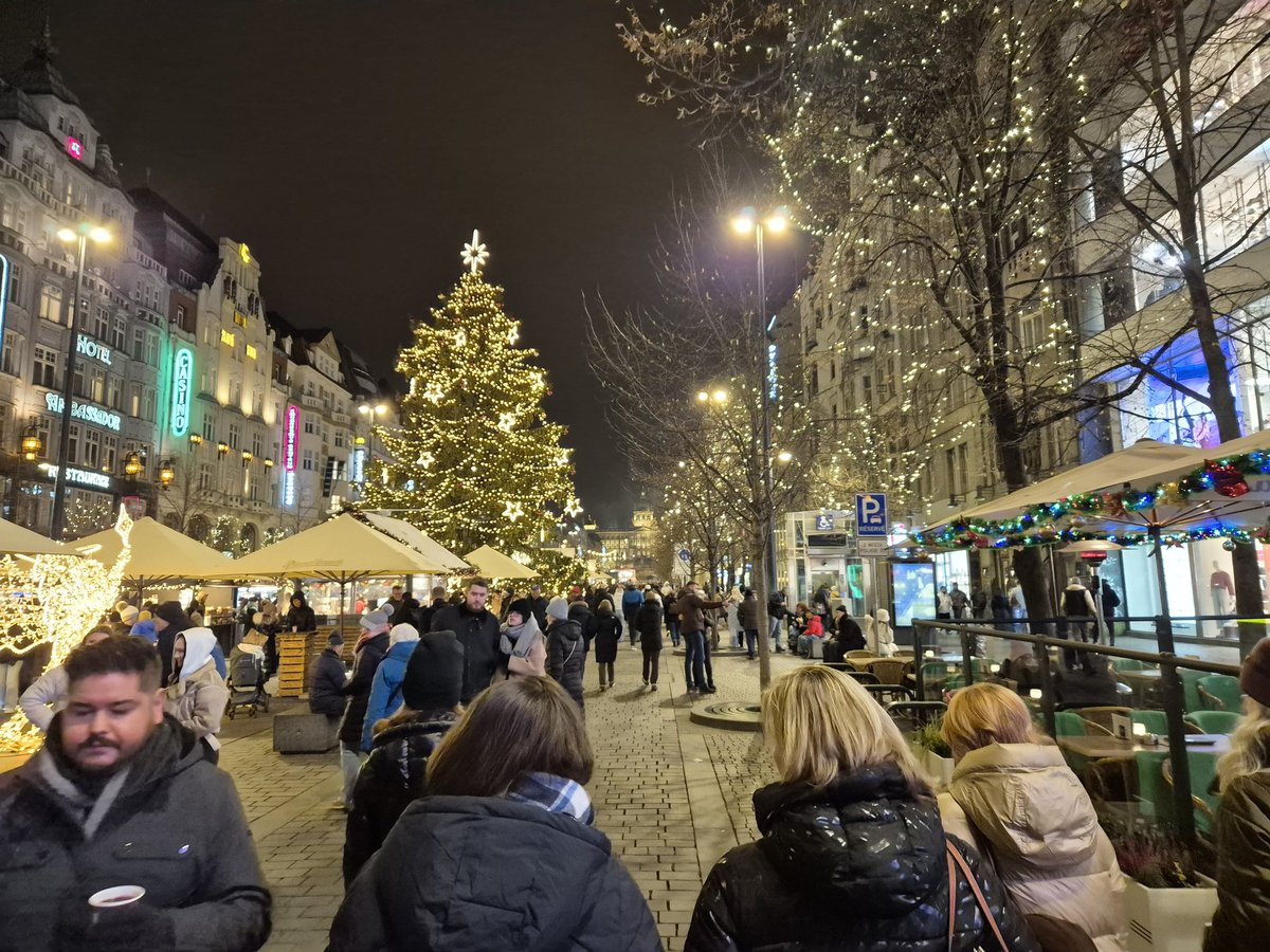 Christmas in Wenceslas Square, Prague ✨️