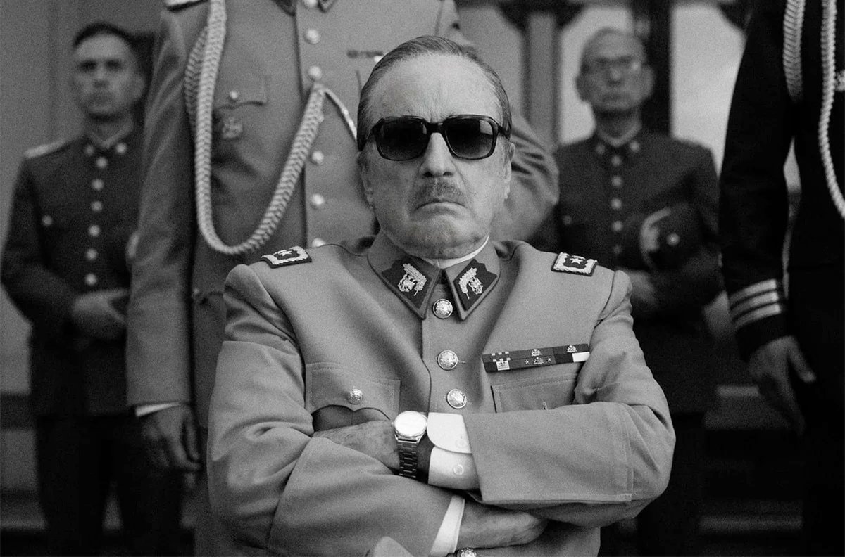 Una premiada pelicula chilena vuelve a cobrar notoriedad debido a la actualidad política del país transandino: "El Conde" (HAY VIDEÍTO). Reseña de Germán Serain. Clic: martinwullich.com/el-conde-recue…