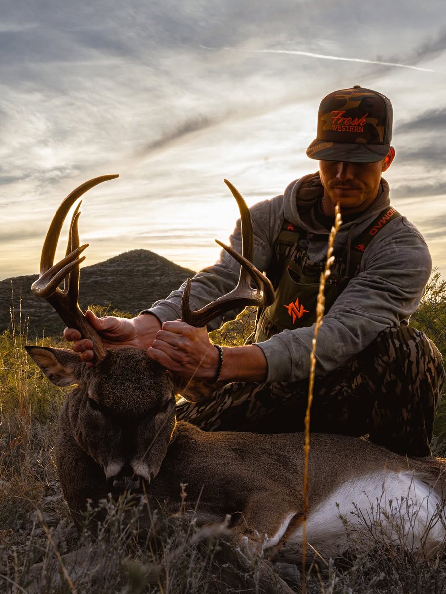 _FreshWestern's tweet image. The newest Drop 004 featuring Parker's ‘Lucky Hat’: Woodland Camo + Blaze. Don’t miss your shot. Bring it home.

📸 : @ChrisKleinmeier