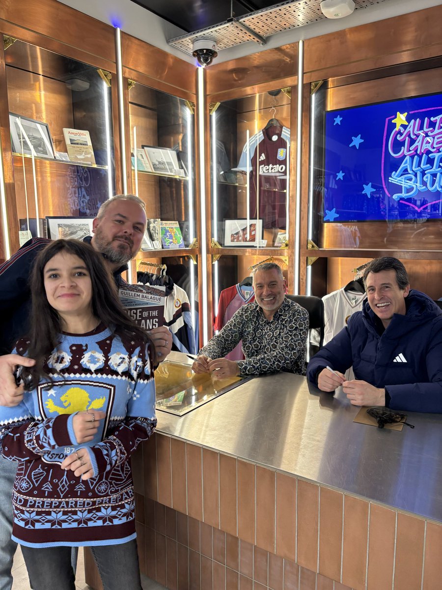 TheRustleMania's tweet image. My Life Is Now Complete!

Such an Honour to meet @GuillemBalague and Super @UnaiEmery_ tonight with daughter.

Rise of The Villans 💜💙

#UTV #AstonVilla #AVFC