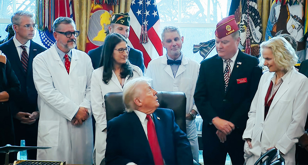 AmericanLegion's tweet image. Natl Cmdr @DanWiley64 on executive order reclassifying #cannabis: “Reclassification is not legalization &amp;amp; does not mandate use. It simply removes federal barriers to research &amp;amp; informed decision-making. It promotes transparency, clinician oversight, informed consent, and honest…