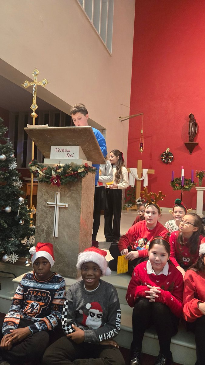 St Andrew Class SCOS tweet media