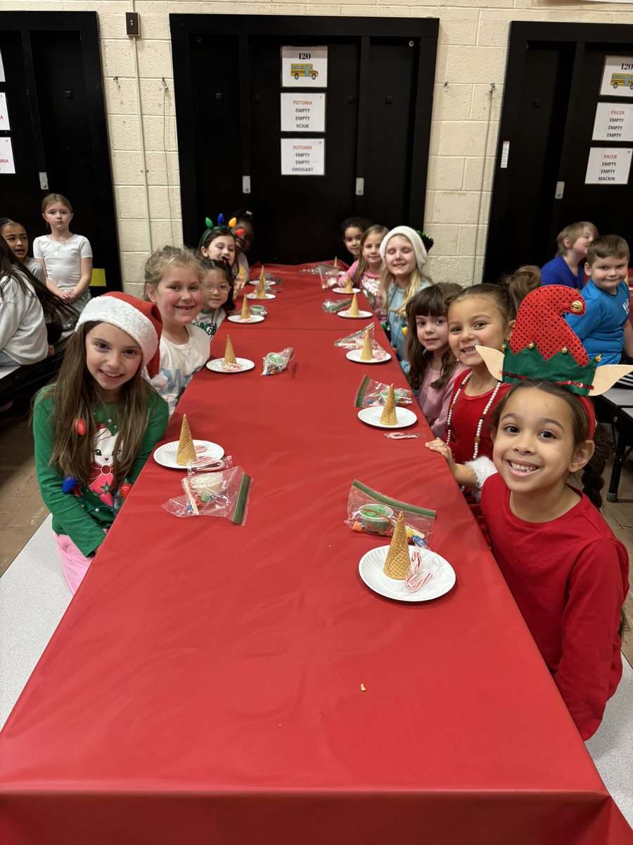 Great job Dentzler Eagles for earning the five dollar PBIS incentive, decorating an edible Christmas tree. #PCSDProud #DentzlerEagle #ExcellentBehavior.