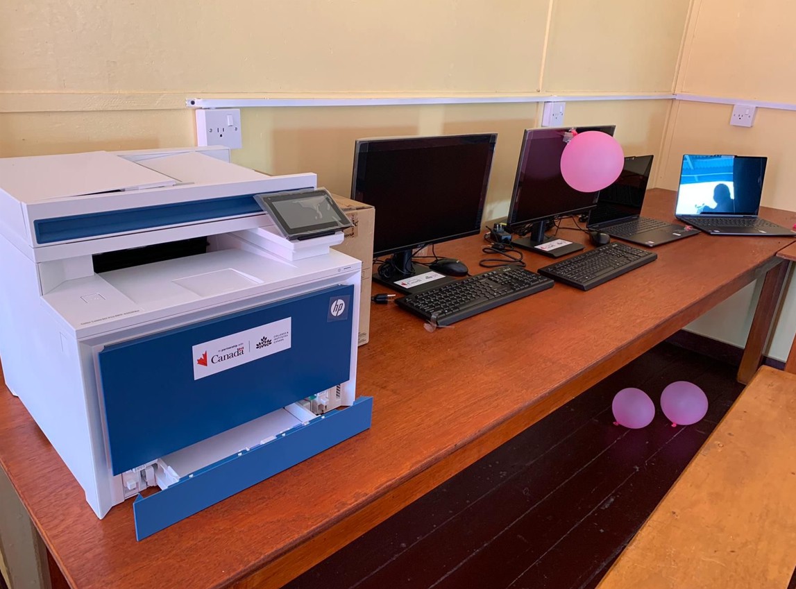 1/2 Last week, Canada 🇨🇦 joined partners at ETI, NATI, BHTI &amp; the Port Mourant Community Centre to launch new ✨ SMART Classrooms and Community Learning Hubs under the Skills to Access the Green Economy (SAGE) project.