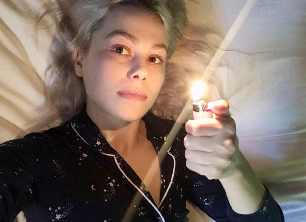 🧡🐍FREE CARD 🐍🧡

pergunte ao oraculo!!

regras: 
-me seguir
-rt nesse tweet 
-comentar um emoji