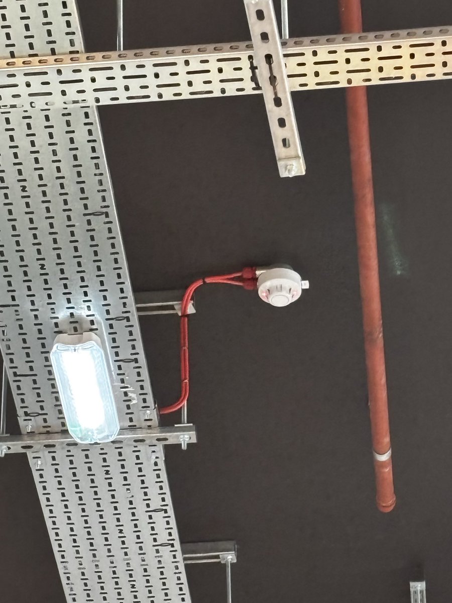 SafeFireEng's tweet photo. Fire alarm system completed at new office suite WestHam Village! https://t.co/2O1m74iEg8