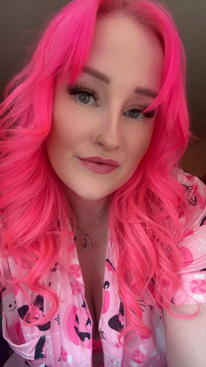 #content #sexy