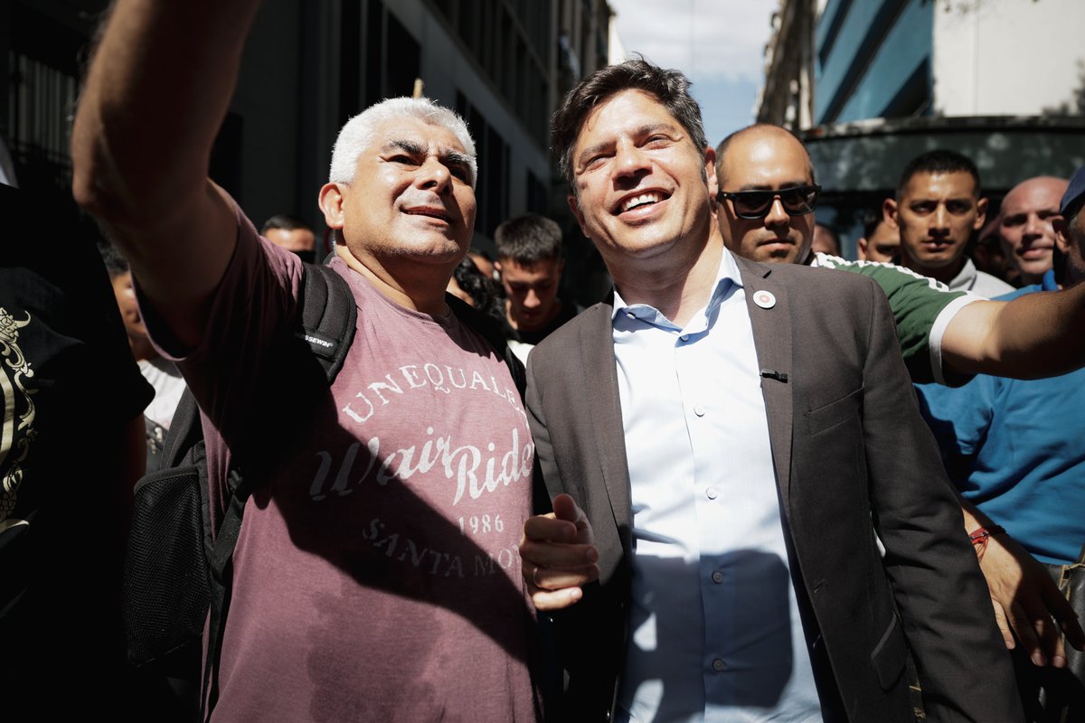 Kicillofok's tweet image. Acompañamos la movilización convocada por las centrales sindicales contra la reforma laboral que el Gobierno nacional busca disfrazar de modernización, pero que no tiene un solo elemento en favor de los trabajadores y solo empeora sus condiciones laborales.

Todos los días vemos…