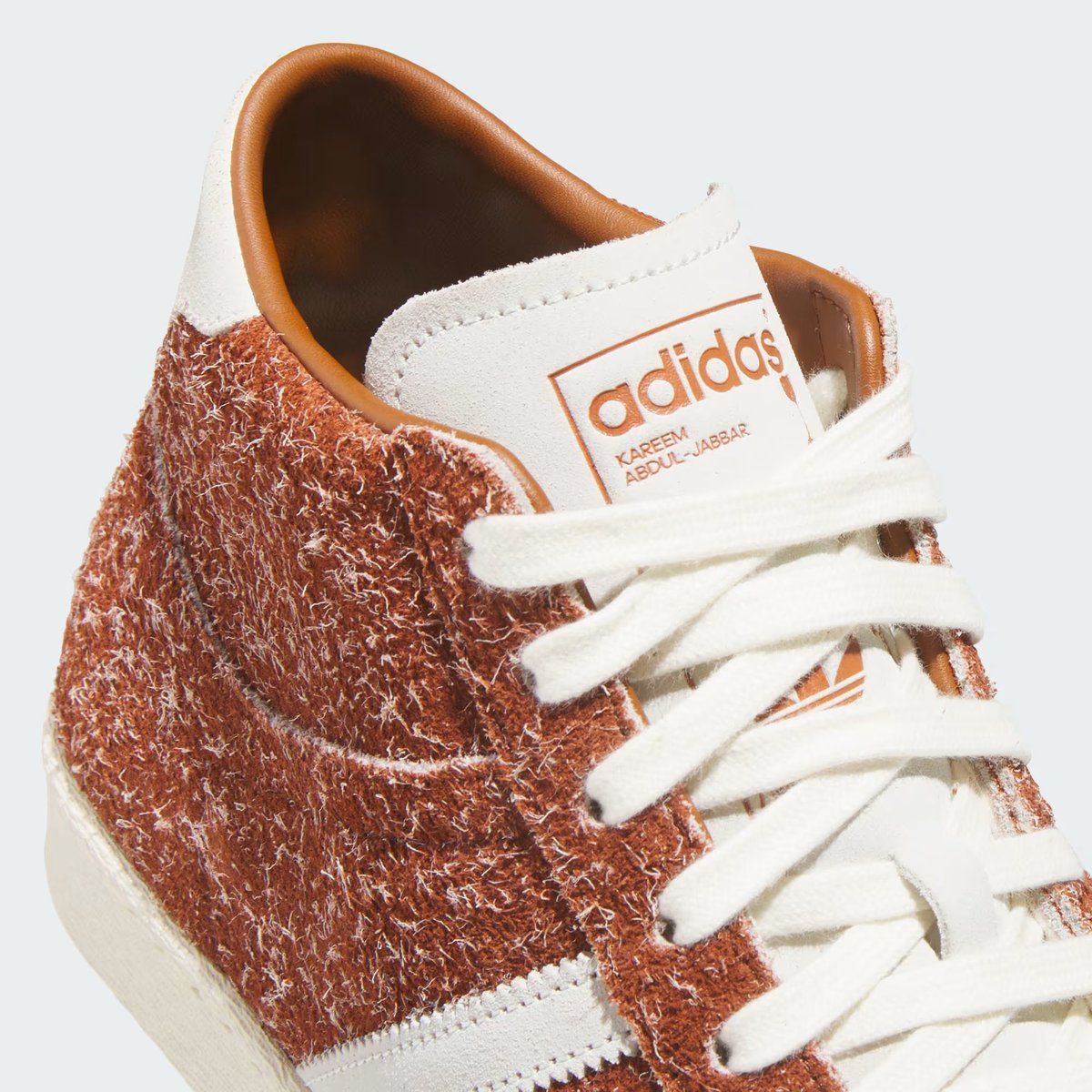 KicksFinder's tweet image. Ad: A versatile wardrobe staple, season after season. Available via adidas US
adidas Jabbar "Shaggy Suede" Pack
FREE shipping

Low buff.ly/HXYfVgK
High buff.ly/0brGcyJ

*Use adiClub voucher for discount