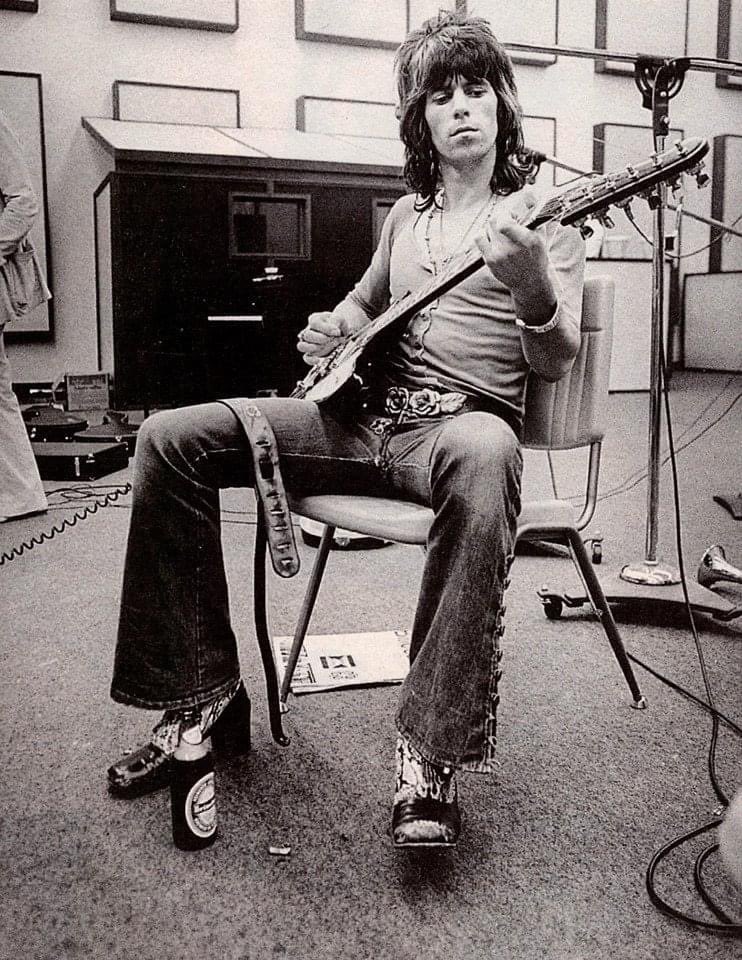 johnnyjane118's tweet photo. @officialKeef 
Happy birthday, Keef! Cool guy!
I love you, ever!!!!!! https://t.co/uwZhGZhzAU