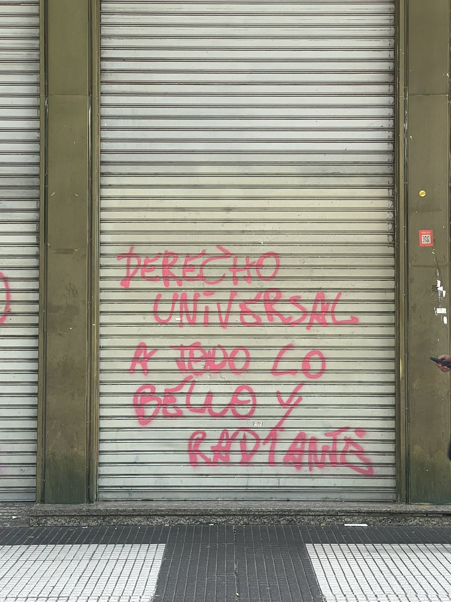 derecho universal a todo lo bello y radiante