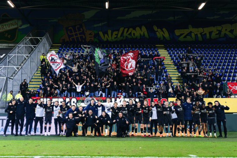 Almere City FC heeft zich gisterenavond ten koste van Fortuna Sittard geplaatst voor de 8e finale van de Eurojackpot KNVB Beker. Deze overwinning werd gevierd samen met de meegereisde supporters. #FORALM