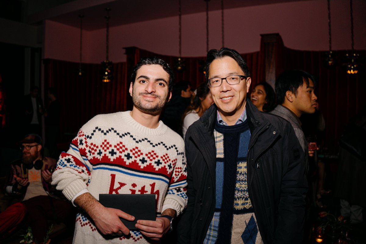 moeintechoff's tweet photo. Just got the photos from @reductoai holiday party in SF from last saturday which was a movie. 

Saw many familiar faces at the event which was a delight.

SF has never been this back as now. 🔃