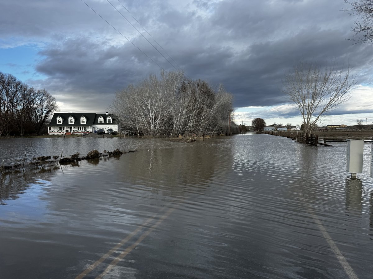 RedCross's tweet image. “Imagine sleeping in the middle of the night and the flood came.”

This was Ubah Dahraan's reality when she received an emergency evacuation order in the middle of the night. Her priority was getting her son Abdirauf — who is immobile and uses a wheelchair — to safety.

“It’s…