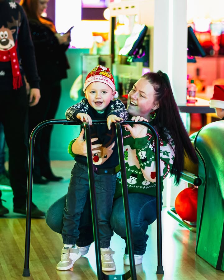 Ready to sleigh your festive plans? 🎄

Strike up the holiday fun with <a href="/Tenpin_Bowling/">Tenpin Bowling</a>'s Christmas deal - 2 games + a juicy burger meal from just £11! 🎳🍔

Monday-Friday only.

Book now 👉 bit.ly/3MOt7r5