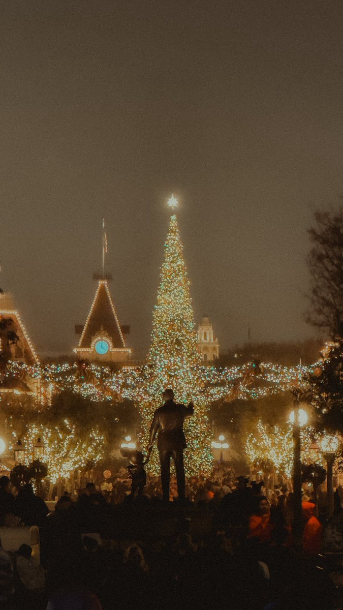 Aaron Kudler tweet media