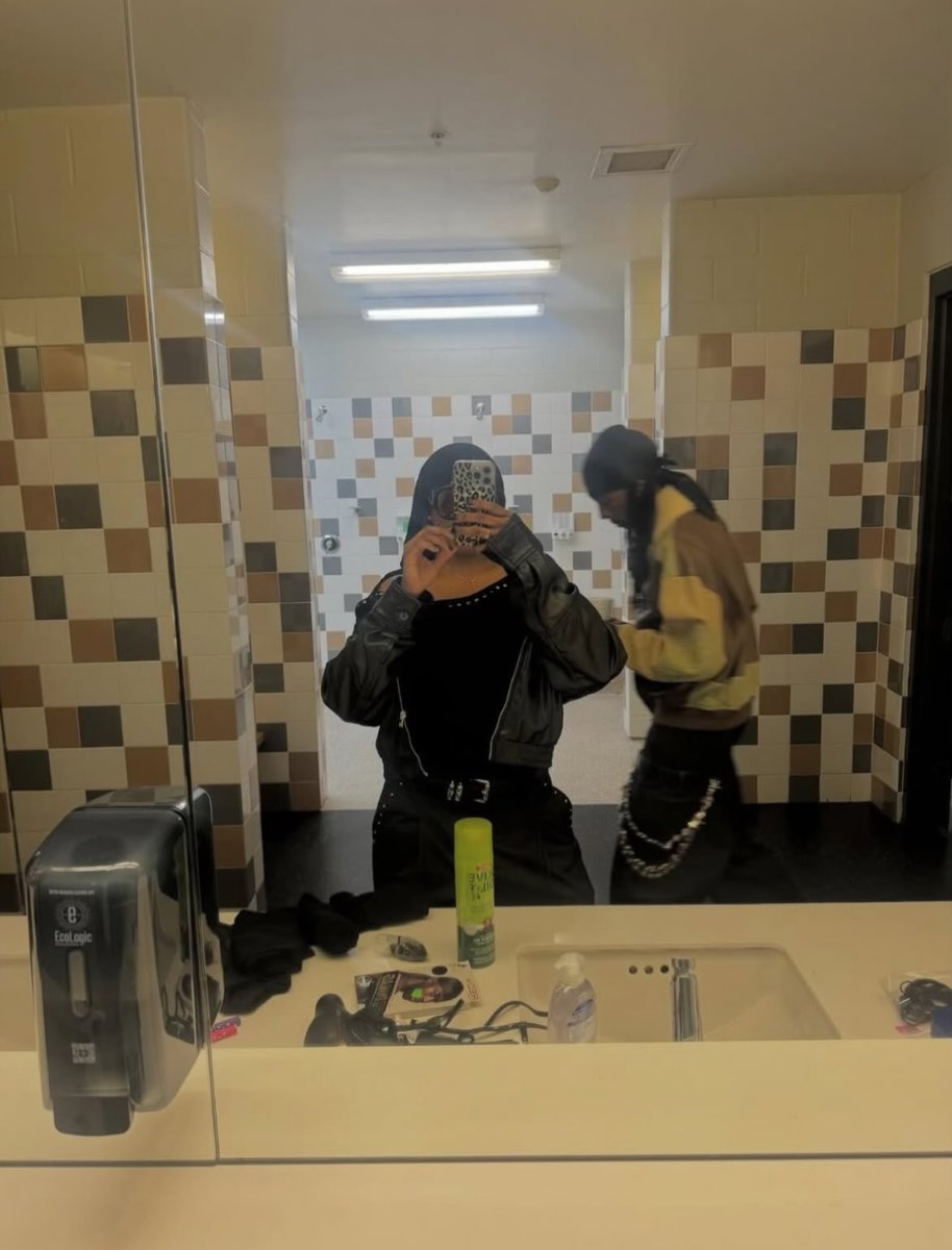 cartisburner__'s tweet image. #playboicarti