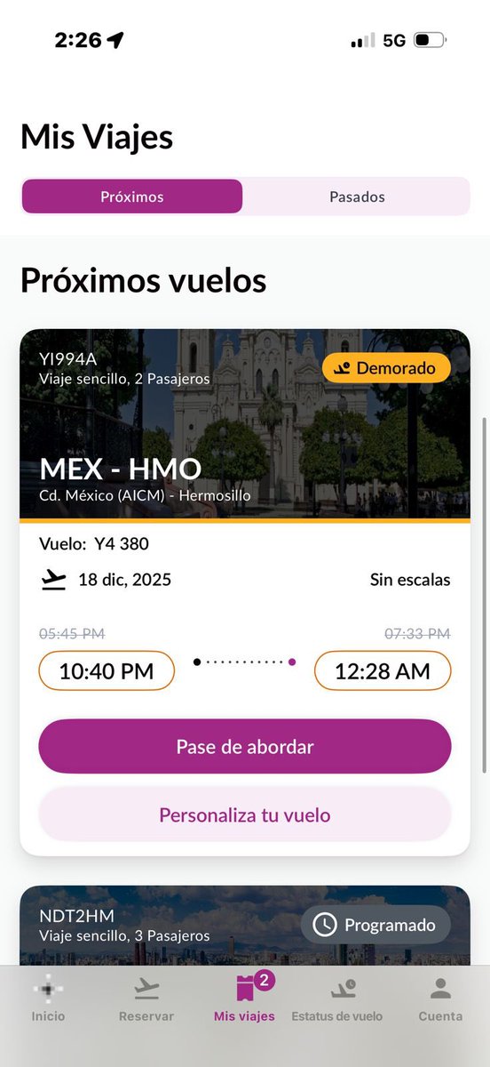 Me hiciste esperar 26 horas en el aeropuerto de Tijuana, servicio pésimo de tu personal, para entregar maletas 4 horas, anoche cambié vuelo de mi familia para no tener problema en Tijuana y esta pasando lo mismo de CDMX - Hermosillo  <a href="/viajaVolaris/">Volaris</a> ya 6 horas demora  <a href="/Profeco/">Profeco</a>