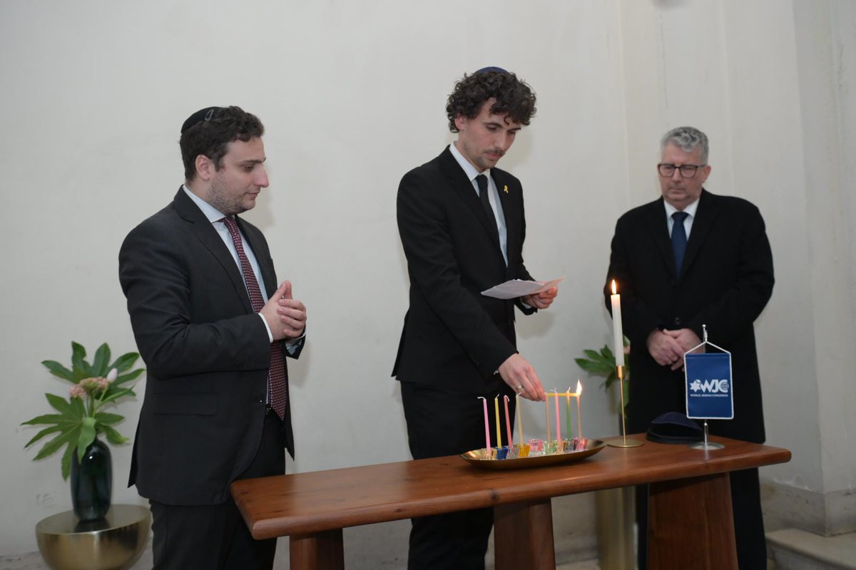 Viktor Eichner tweet media