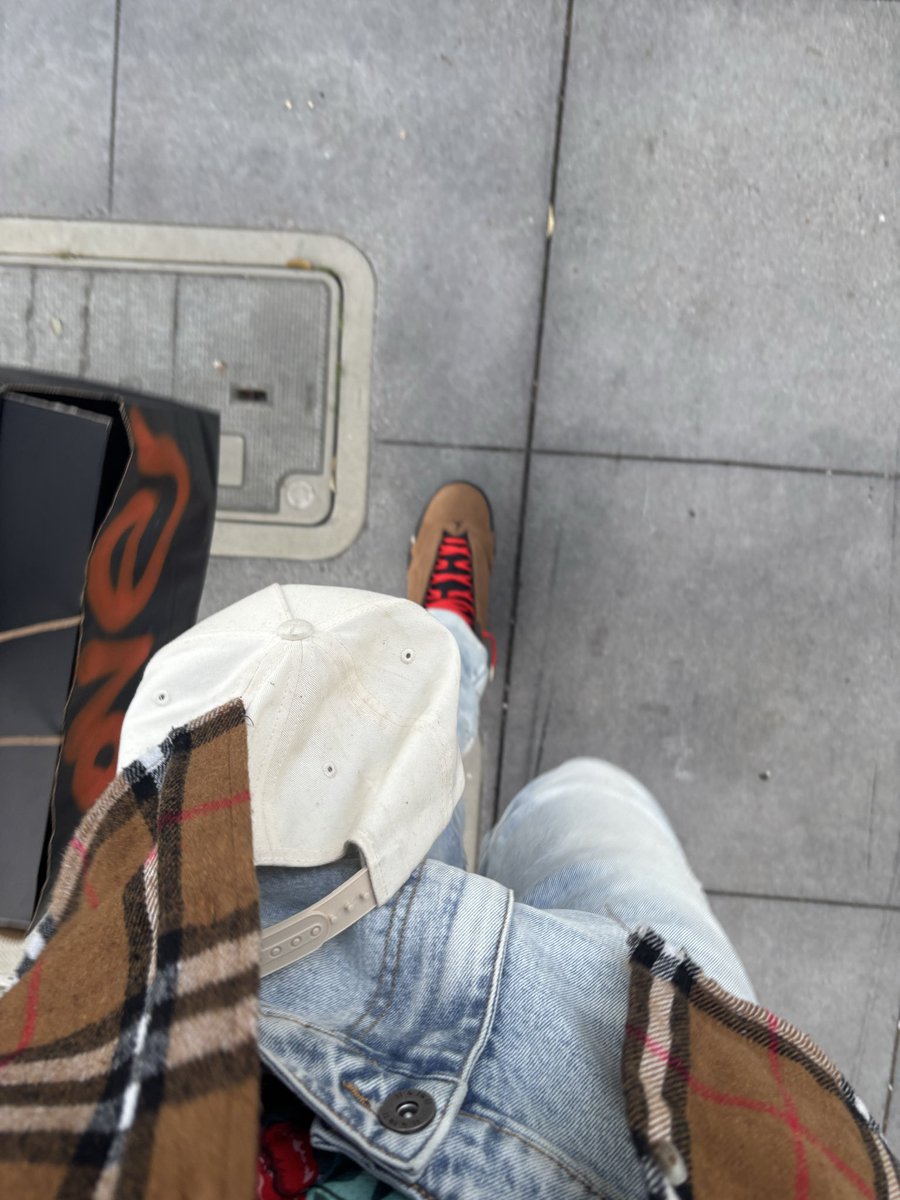 AD Strauthers tweet media