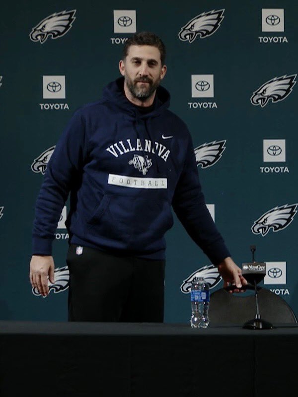 NovaAthletics's tweet photo. Appreciate the support, Coach Sirianni 👊

@NovaFootball 
#GoNova ✌️ #FlyEaglesFly https://t.co/VBDw3fgLtR