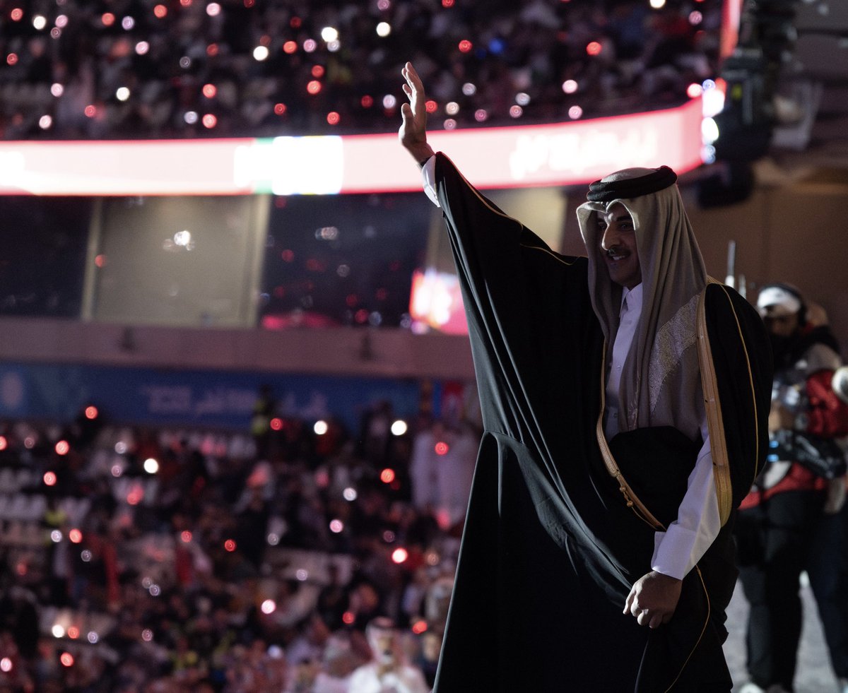 TamimBinHamad's tweet image. فخورون بما تميزت به بطولة كأس العرب من تنظيم محكم وأداء رياضي متألق، وما جسدته من مشاعر الأخوة والاحترام. مبروك للمنتخب المغربي الفوز باللقب وللمنتخب الأردني الوصافة، آملين أن تظل هذه المناسبة الكروية جامعةً لكل الأشقاء العرب.