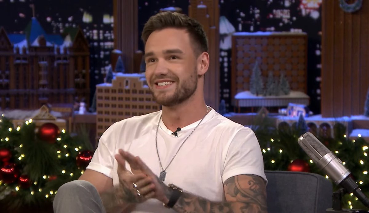archivsliam's tweet photo. 6 years ago, Liam went to The Tonight Show with Jimmy Fallon to promote LP1. He was looking so radiant 🤍 https://t.co/jLAJz5co9o
