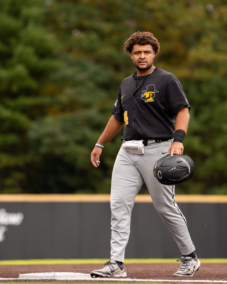 AppBaseballPDev's tweet image. 𝓣𝓪𝓴𝓲𝓷𝓰 𝓽𝓱𝓮 𝓷𝓮𝔁𝓽 𝓼𝓽𝓮𝓹𝓼

Kam Miller

Fall 2024-Spring 2025
Only eclipsed 19 mph once 
19.96 Max Speed
32.1” vert 4/2/25
50.2 Peak Power/BM

Fall 2025
20+ 6 times
22.1 Max Speed
40.2” vert 11/18/25
58 Peak Power/BM