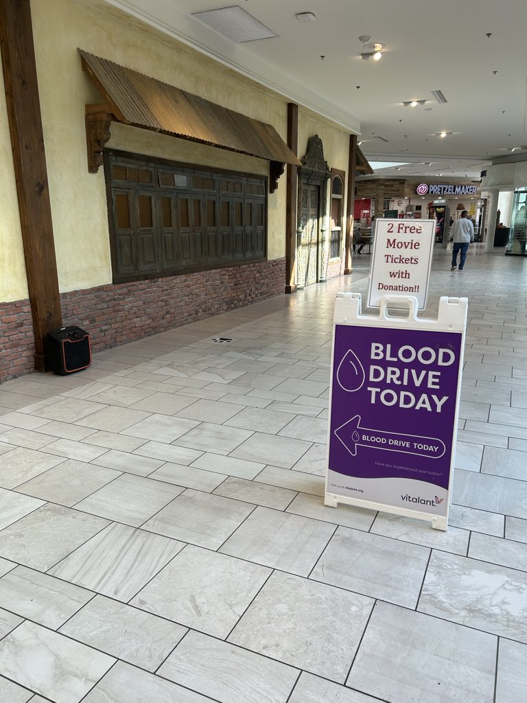 Mix 100.3 tweet media