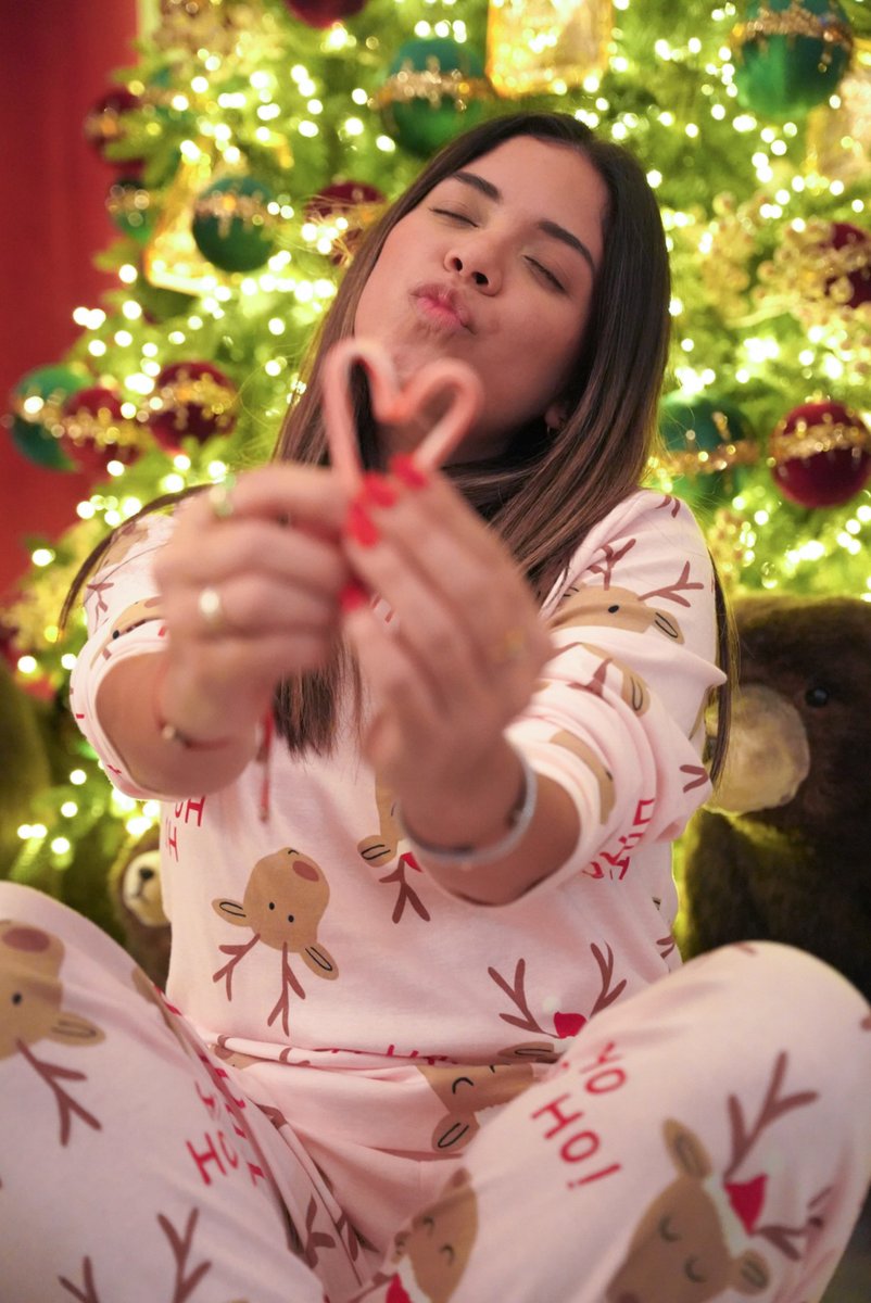 MarriottFLL's tweet photo. A stay your kids will never forget. 🎄✨

Our Christmas Room turns bedtime into a holiday experience the whole family will love.

Visuals by @itsmarianaus

#MarriottHotels #MarriottBonvoy #MarriottMoments #ChristmasRoom #HolidayMemories #HolidayTradition #FamilyTravel https://t.co/BpFlRH9eu5