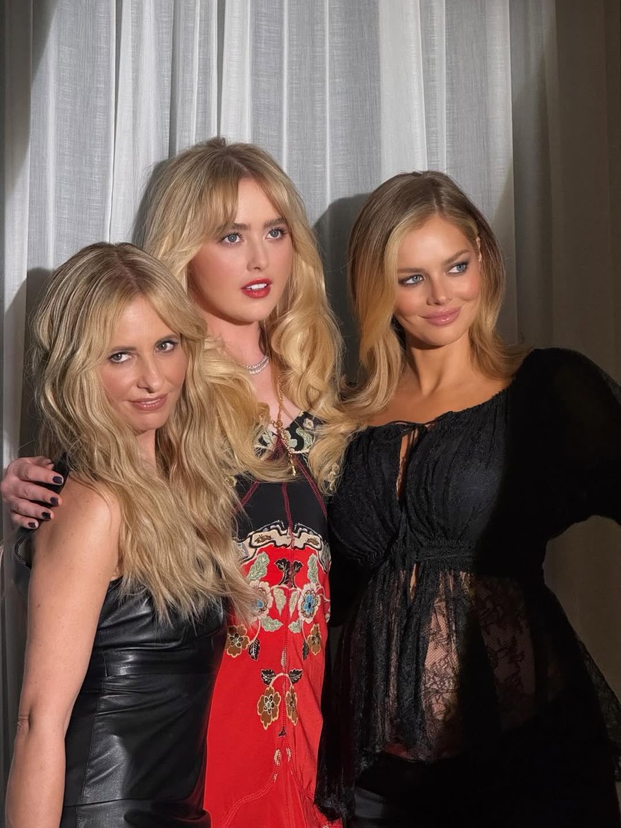 samweavings's tweet image. Scream Queens We Deserve 🙏🏻