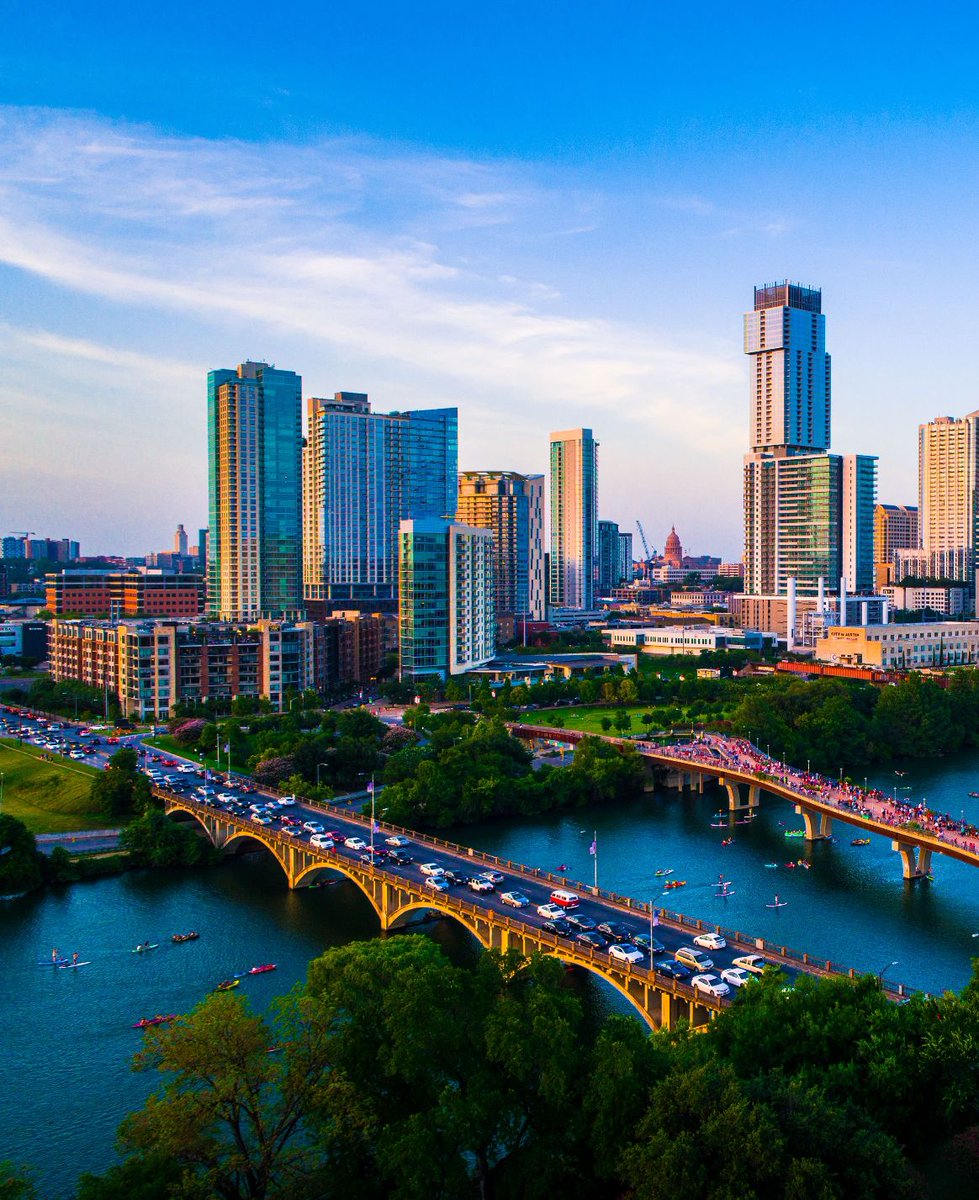 SoEarthen's tweet image. Lady Bird Lake, Austin, Texas, USA  #Skyline #July4th